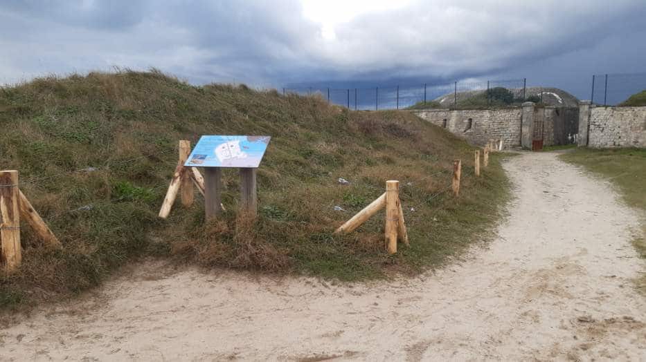 canalisation sentiers fort porh puns - Grand Site de France Dunes Sauvages de Gâvres à Quiberon